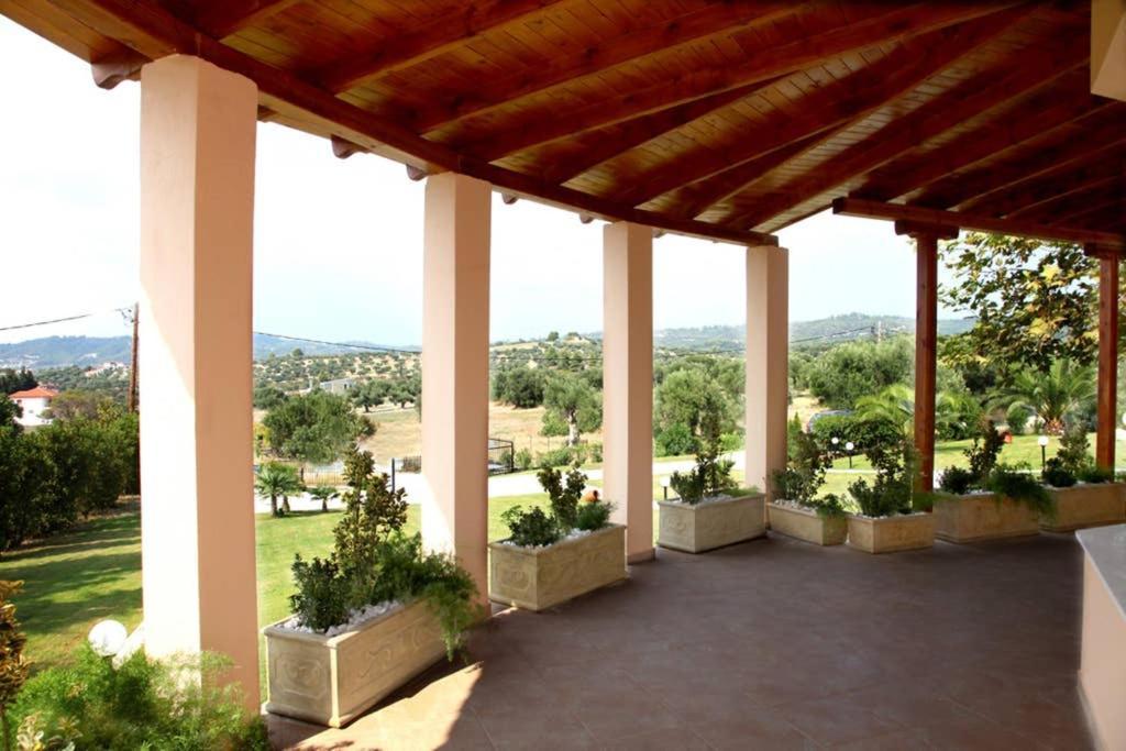 Wonderful Villa With Great View In Posidi-Kalandra Buitenkant foto
